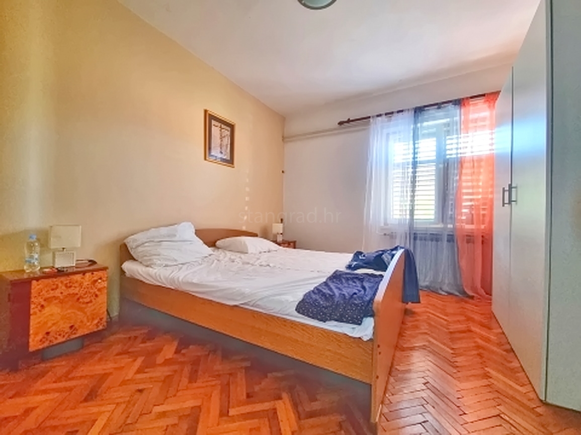 3 bedroom apartment in Dobrinj, Croatia – 103708