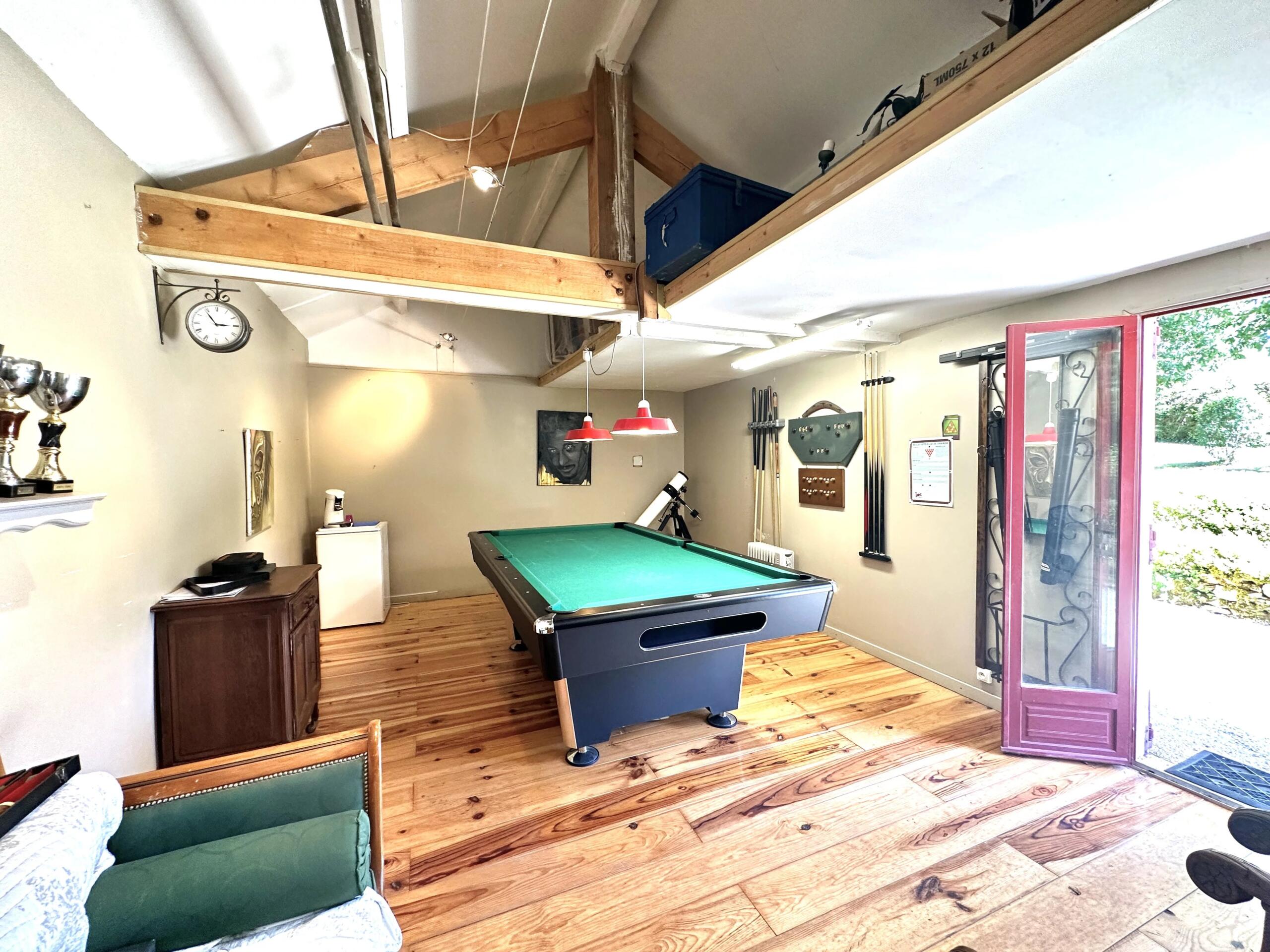 Single-storey living near the charming town of Saint-Cyprien, south of Sarlat-la-Canéda, Aquitaine – France – BVI86140