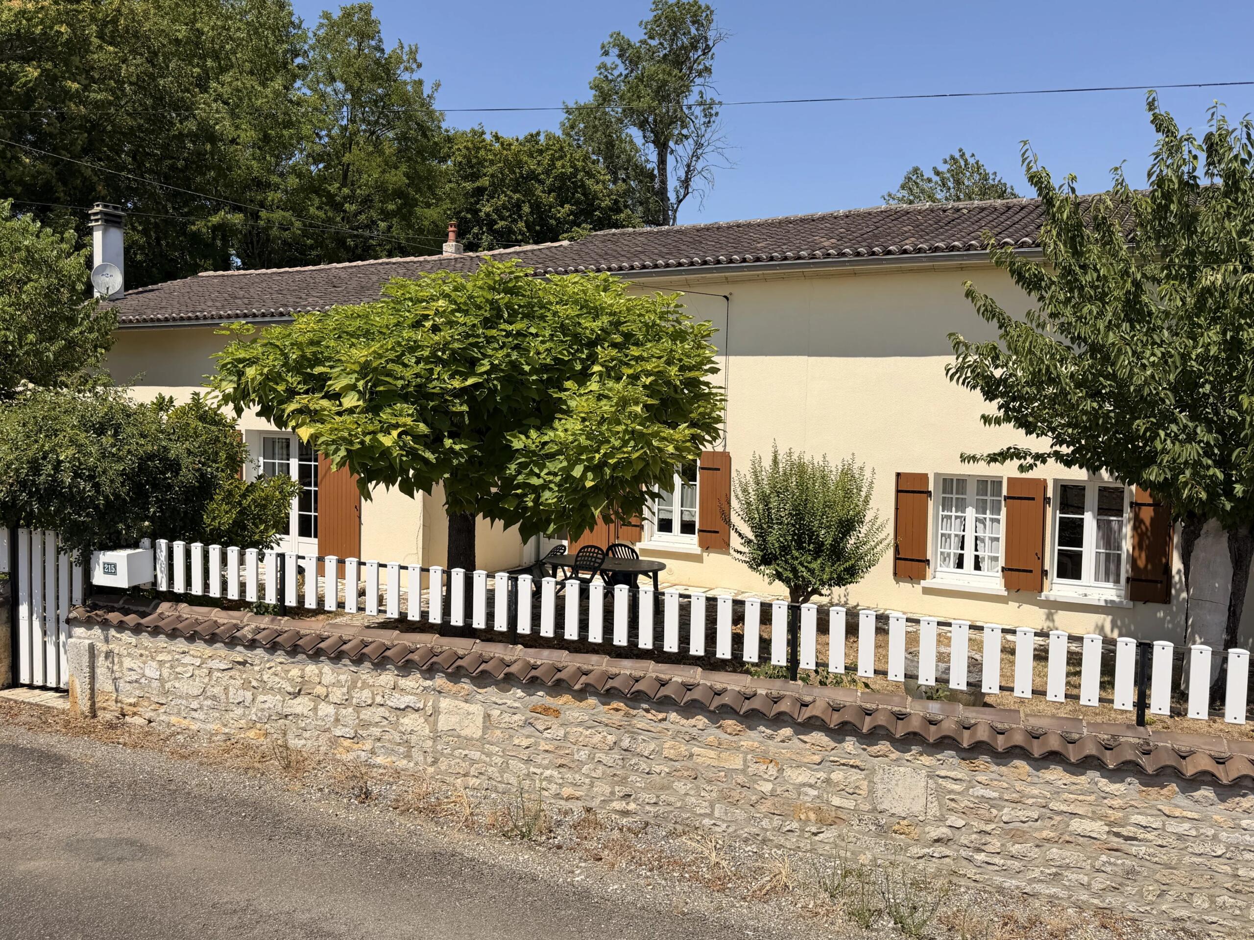 Spacious Single-Storey Family Home in a Peaceful Village Near Ruffec, Poitou-Charentes – France – BVI86468