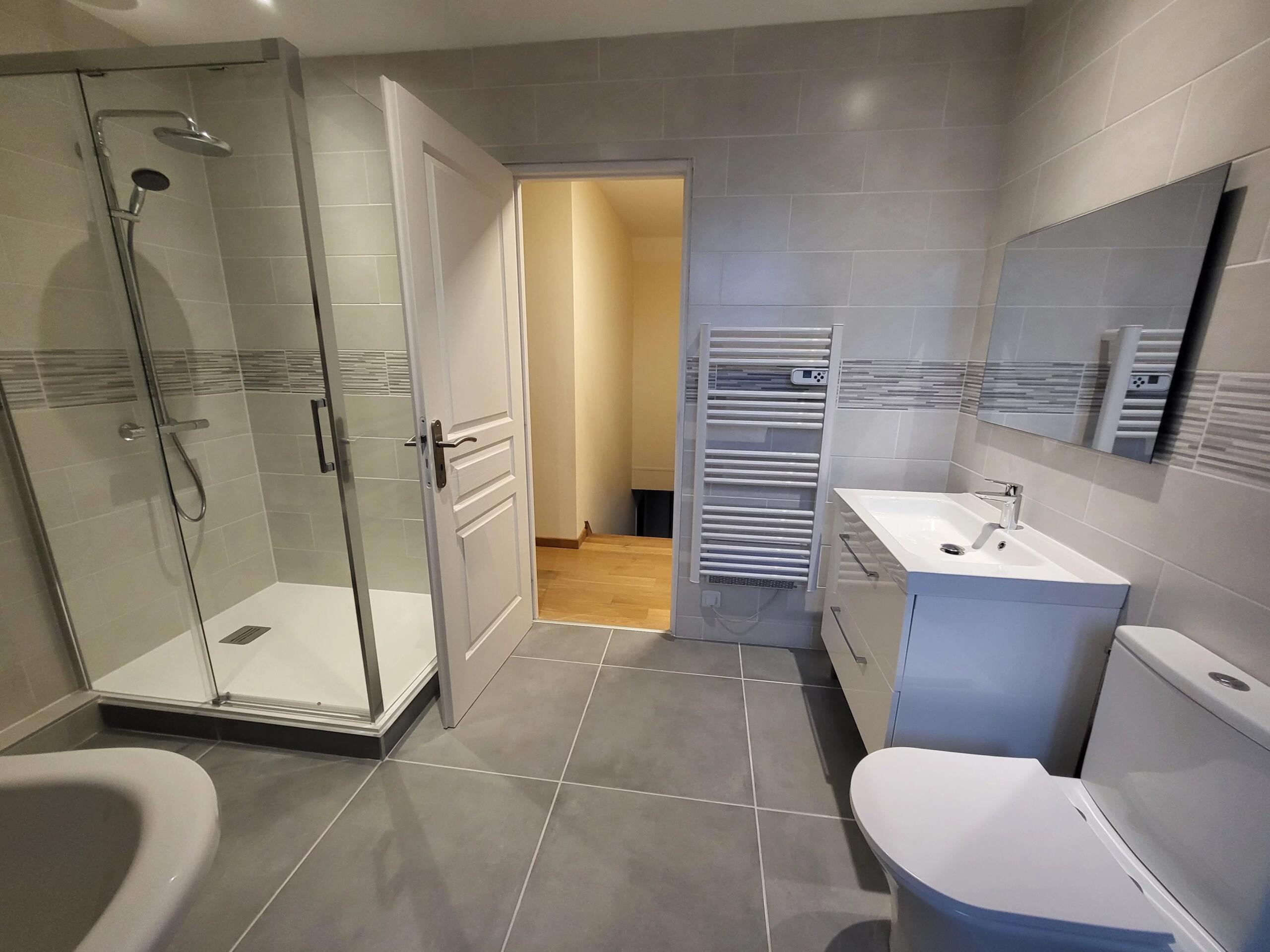 Stunning detached 4 bedroom home, close to the centre of village, Centre – France – BVI86295