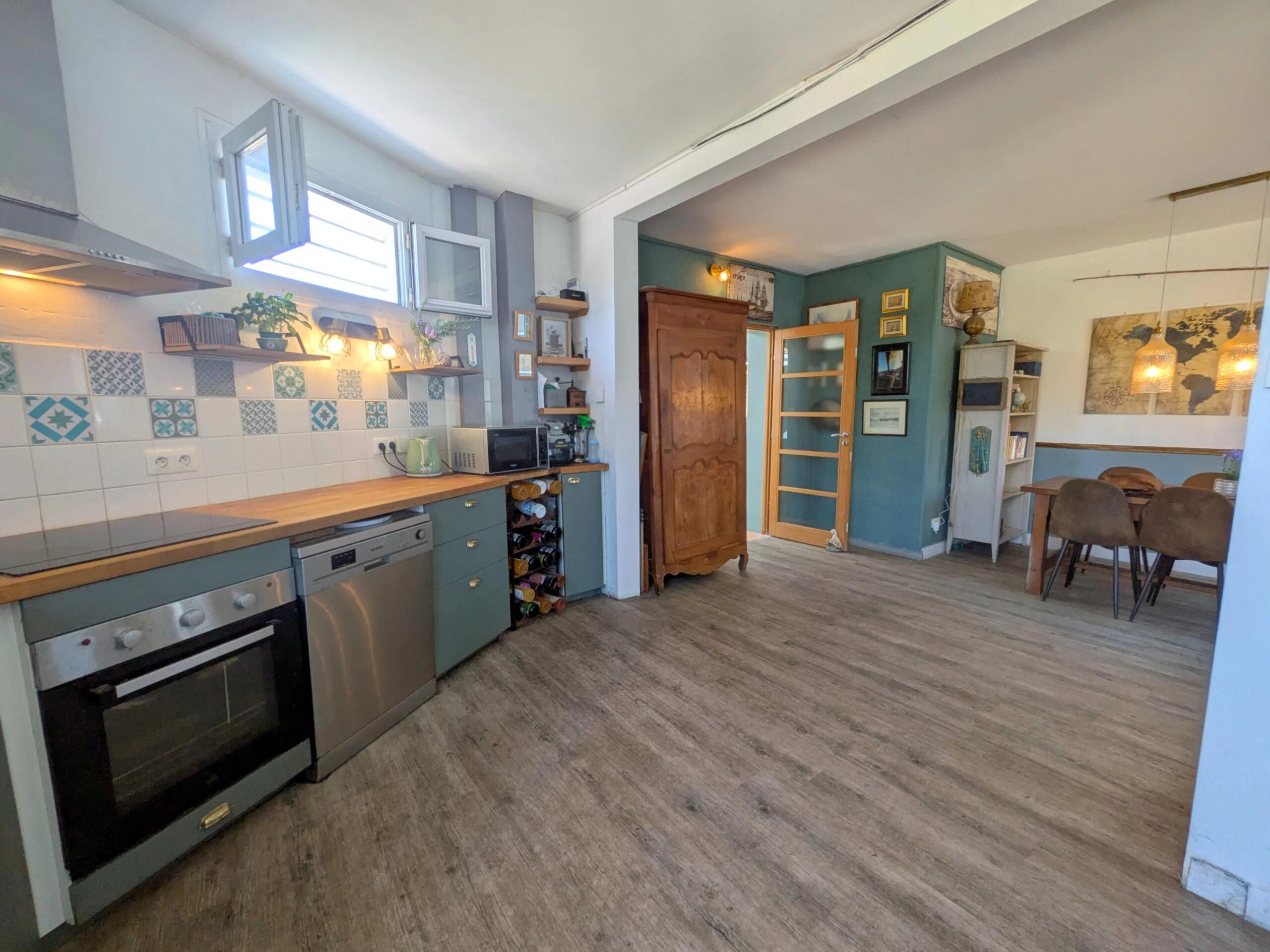 A Hidden Haven in the Heart of Mortagne-sur-Gironde, Poitou-Charentes – France – BVI86569