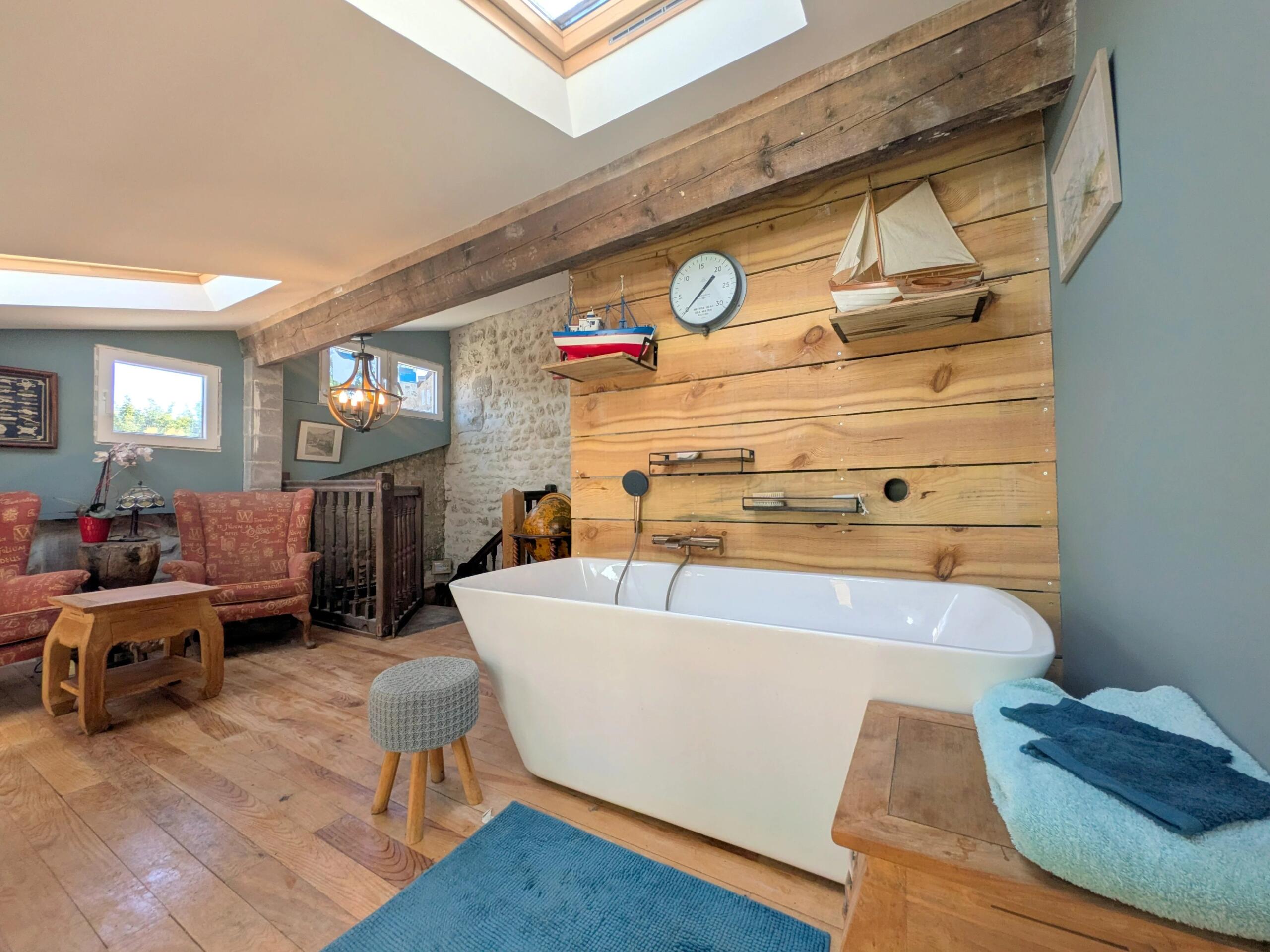 A Hidden Haven in the Heart of Mortagne-sur-Gironde, Poitou-Charentes – France – BVI86569