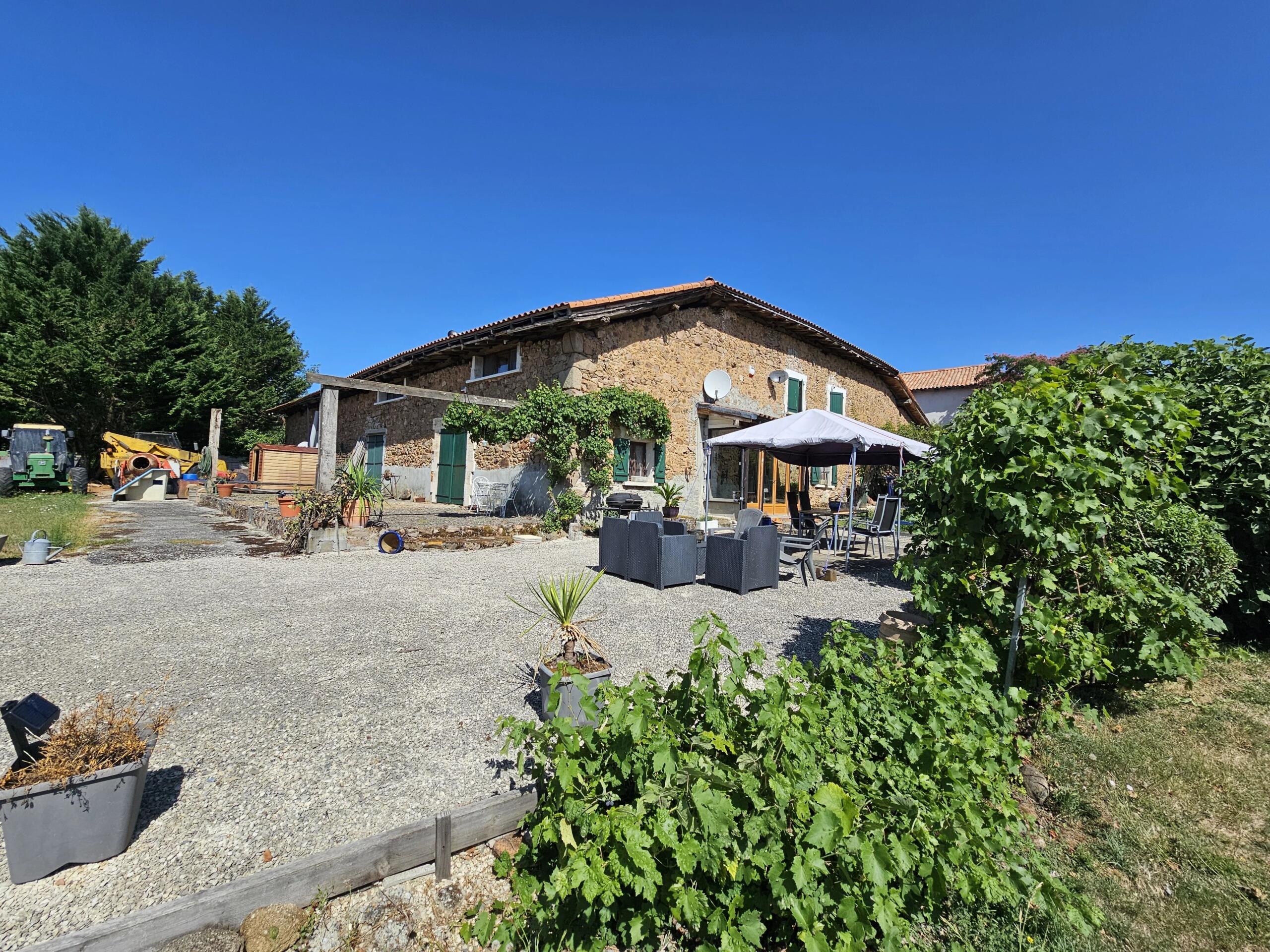 Exceptional Barn Conversion with Attached Barn, Workshop and Views, Poitou-Charentes – France – BVI85499