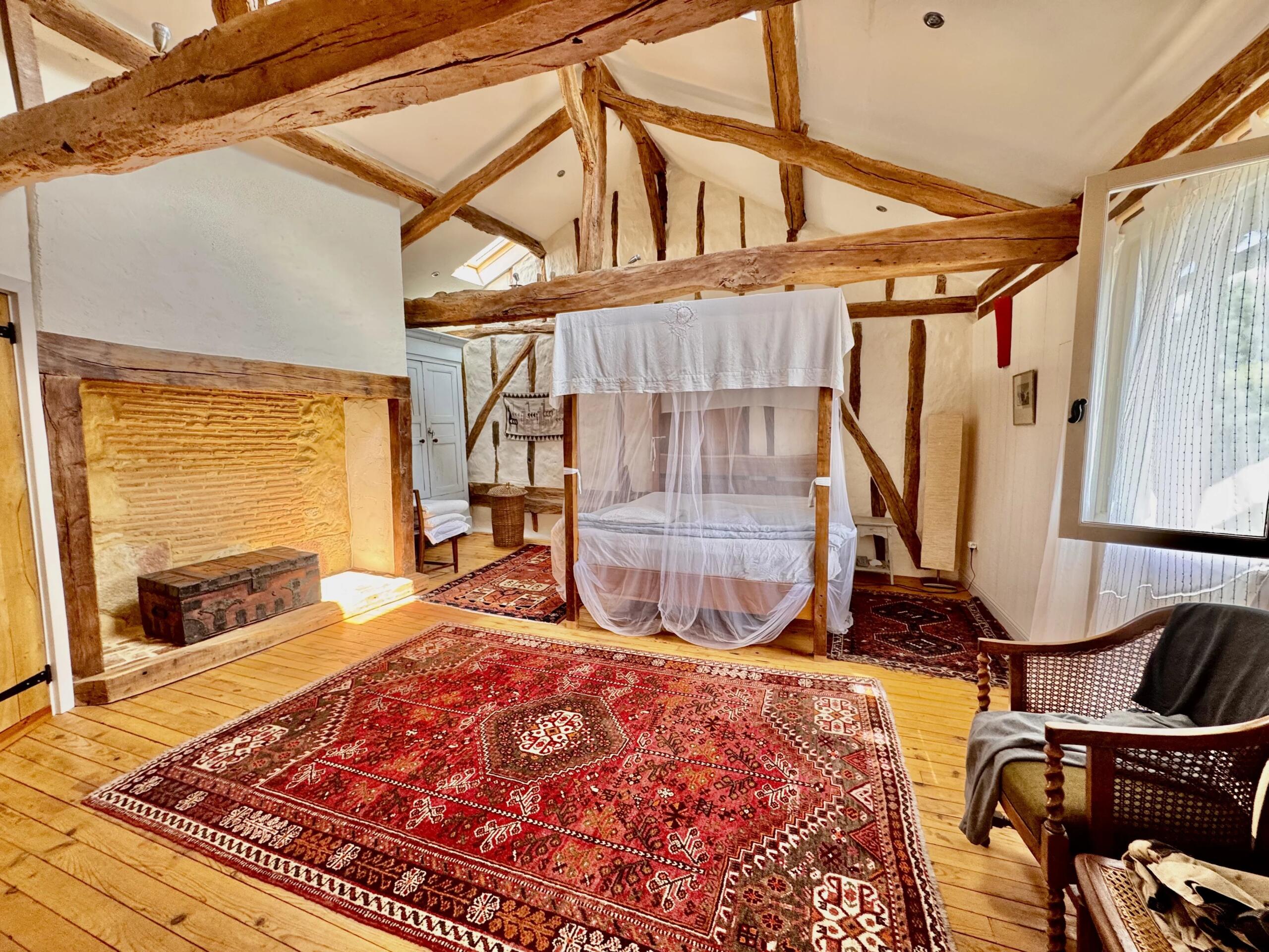 Character property with main house and three holiday cottages near Marciac, Midi-Pyrénées – France – BVI86002