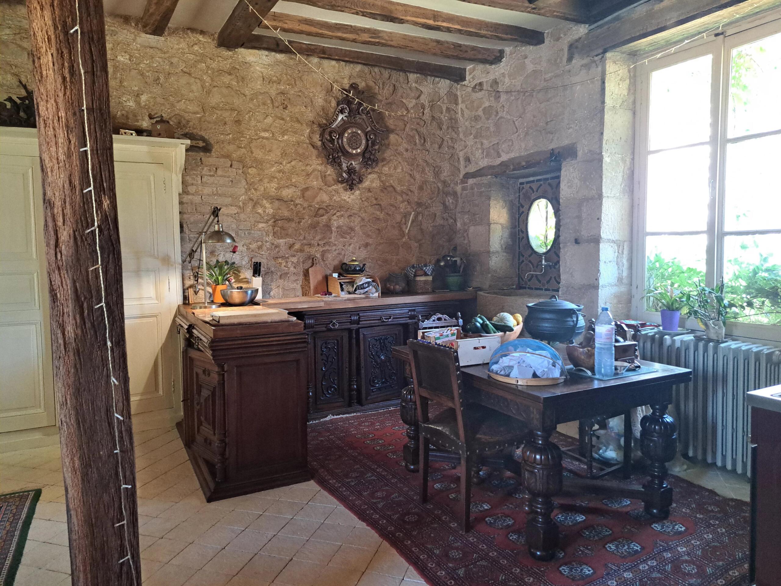 Idyllic bijou chateau in glorious countryside, Centre – France – BVI86136