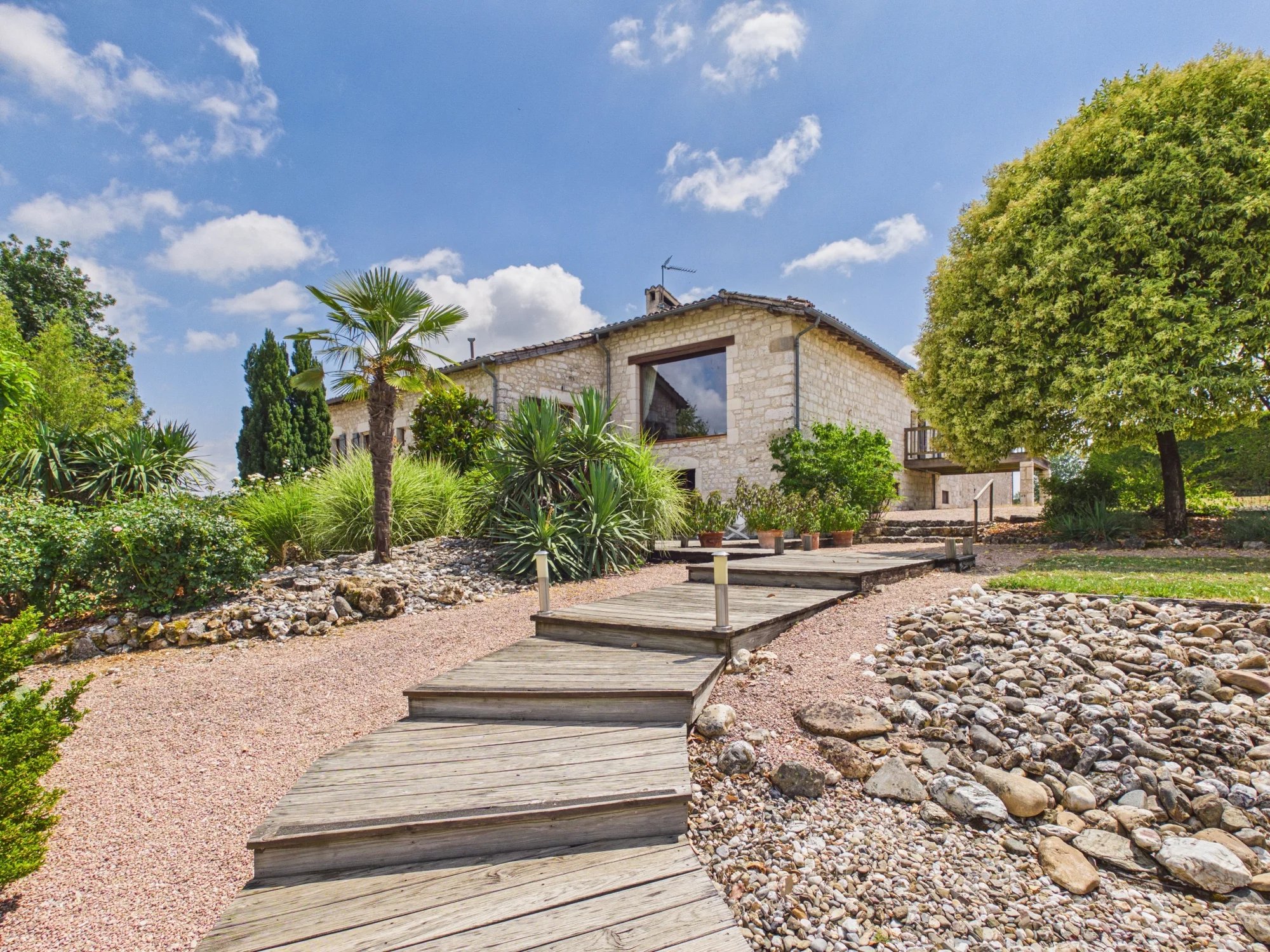 Elegant Stone Farmhouse with Bespoke 18m Pool and 17.45 Hectares Near Gaillac, Midi-Pyrénées – France – BVI73339