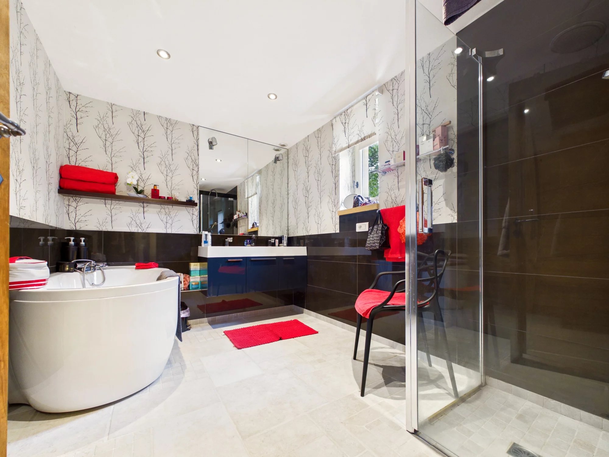 Elegant Stone Residence with Panoramic Views and Flexible Living Accommodation, Aquitaine – France – BVI86233