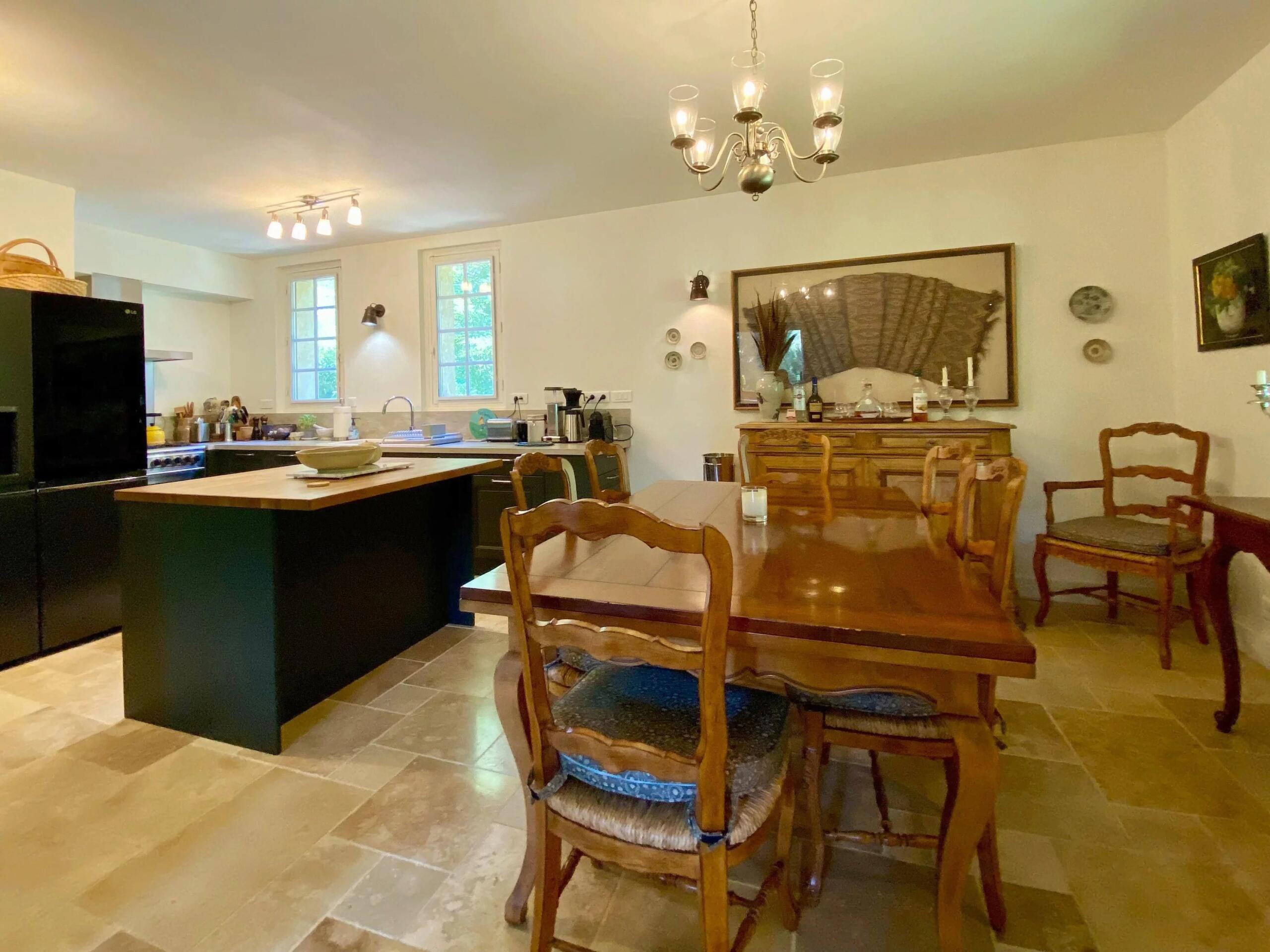 Charming former mill set in 1.2 hectares of parkland with a lake, Aquitaine – France – BVI86220