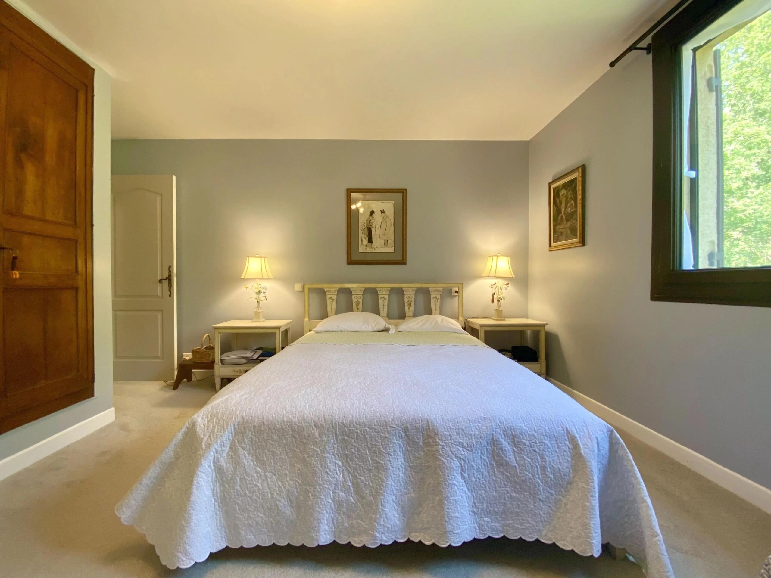 Charming former mill set in 1.2 hectares of parkland with a lake, Aquitaine – France – BVI86220