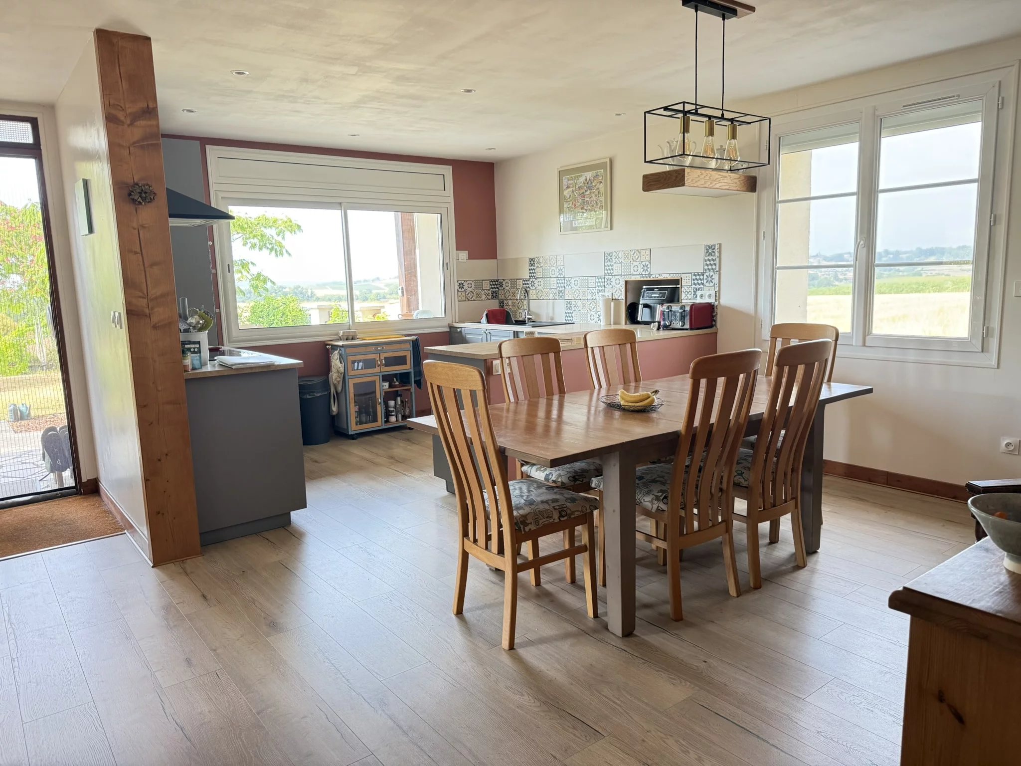 Well Presented 3/4 Bed Home and 3 Bed Guest house in Stunning Location, Poitou-Charentes – France – BVI81128