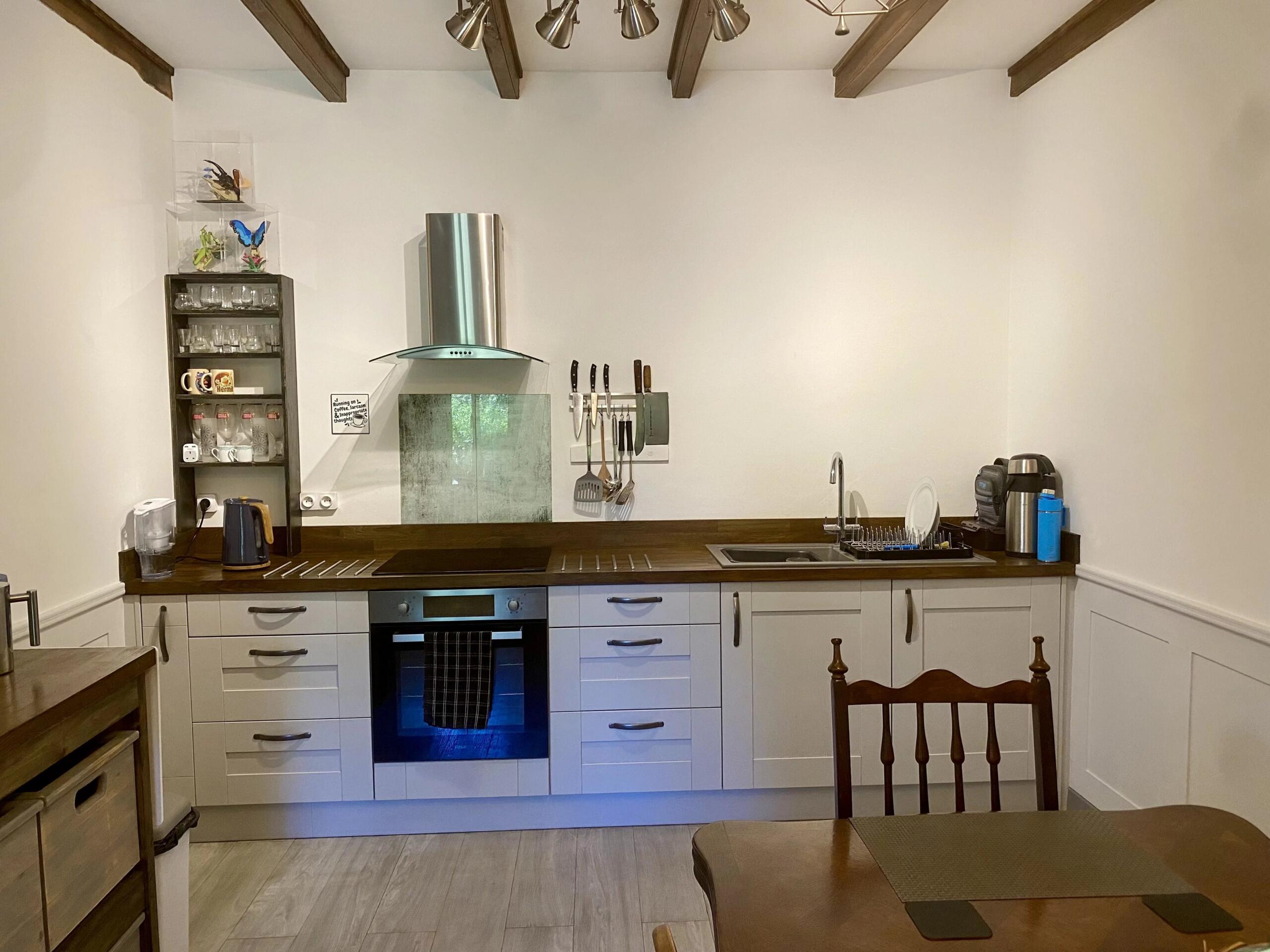 A Beautiful Country Property Offering Space, Privacy and Breathtaking Views, Poitou-Charentes – France – BVI86357