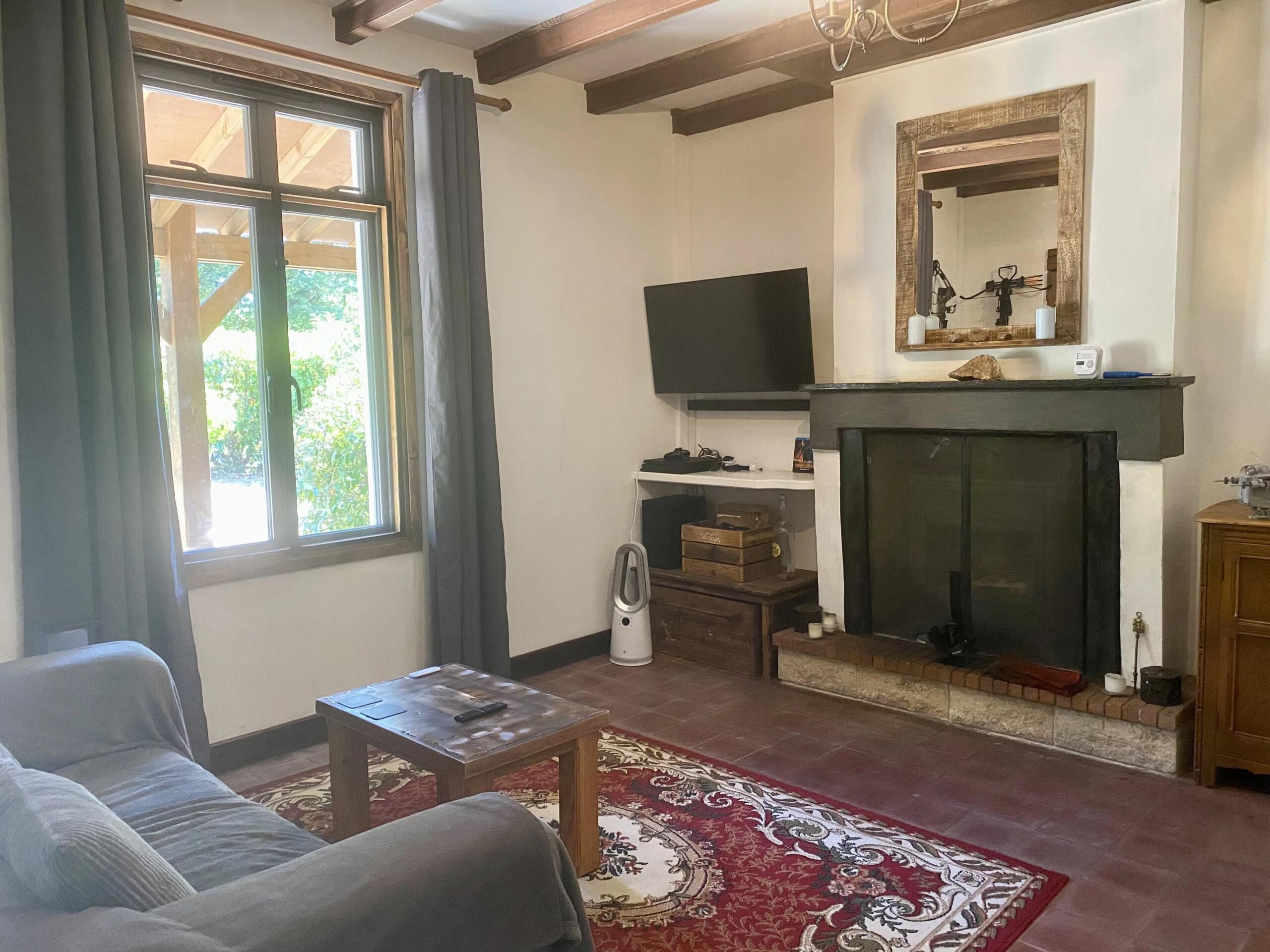 A Beautiful Country Property Offering Space, Privacy and Breathtaking Views, Poitou-Charentes – France – BVI86357