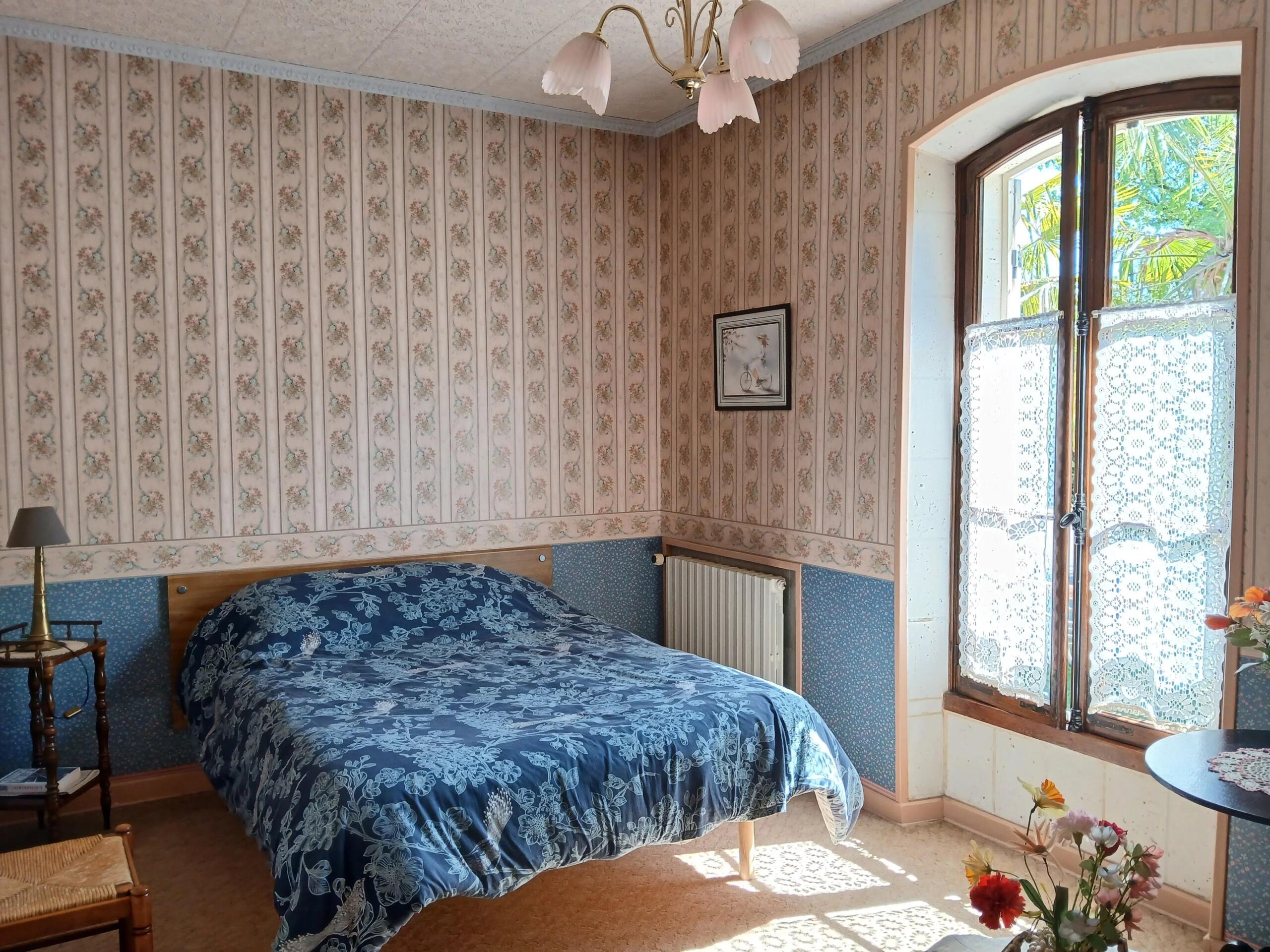 Spacious family home with parkland gardens, Aquitaine – France – BVI86542