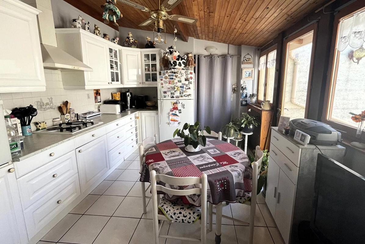 4 bedroom maison in Saint Amant, Charente, France