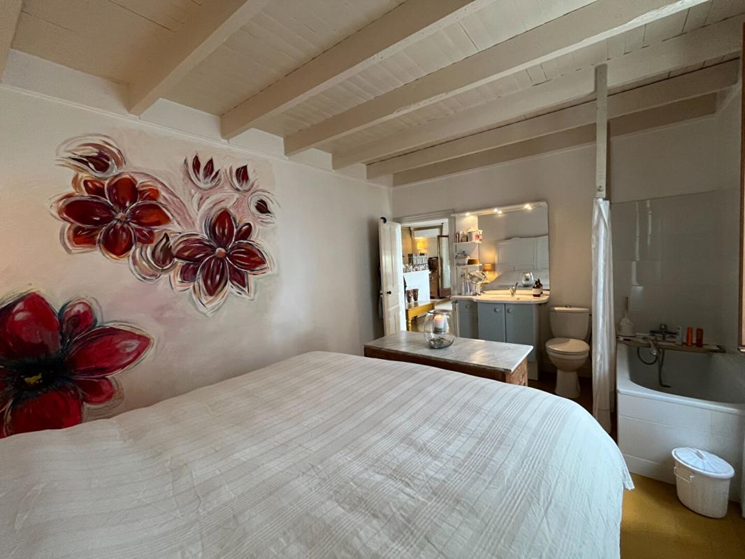 4 bedroom maison situee en campagne in Bors (canton De Tude Et Lavalette), Charente, France