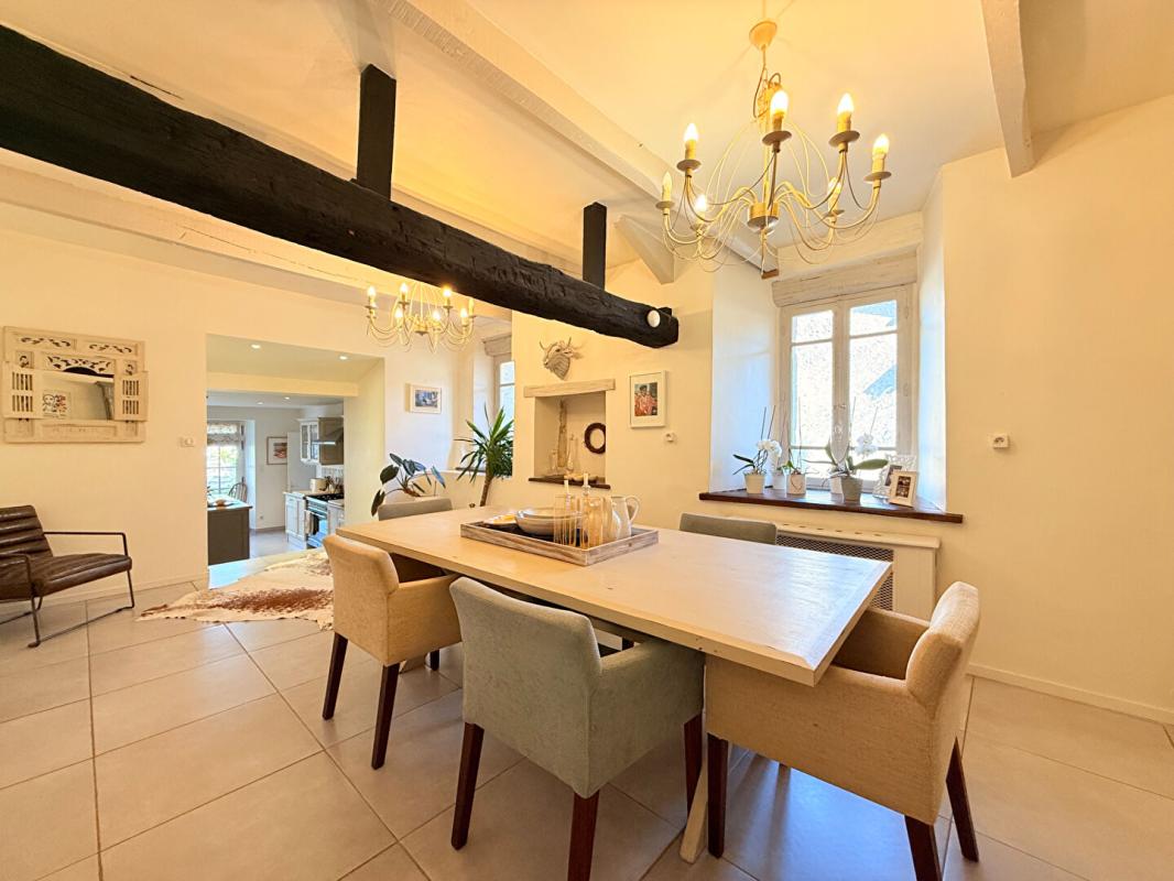 4 bedroom maison in Saint-severin, Dordogne, France