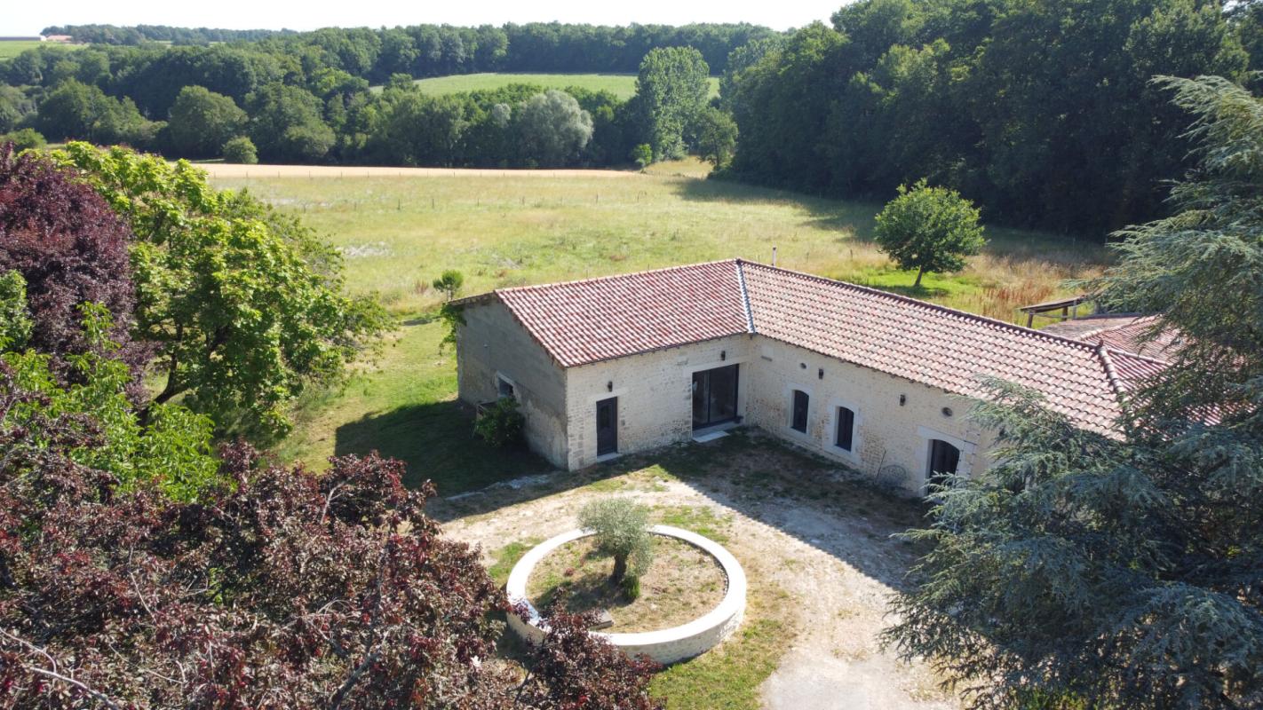 3 bedroom ferme in Berneuil, Charente, France