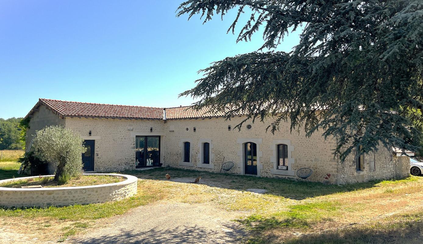 3 bedroom ferme in Berneuil, Charente, France