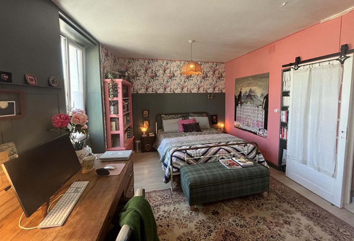5 bedroom maison in Montmoreau, Charente, France