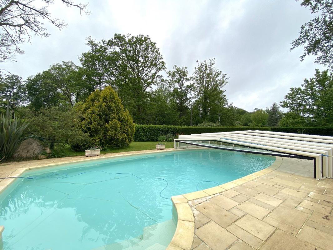 4 bedroom maison in Saint Estephe, Dordogne, France
