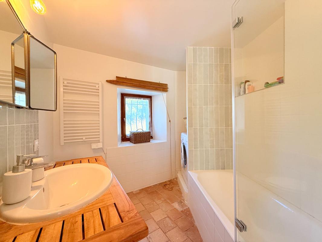 4 bedroom maison de village in Bouteilles Saint Sebastien, Dordogne, France