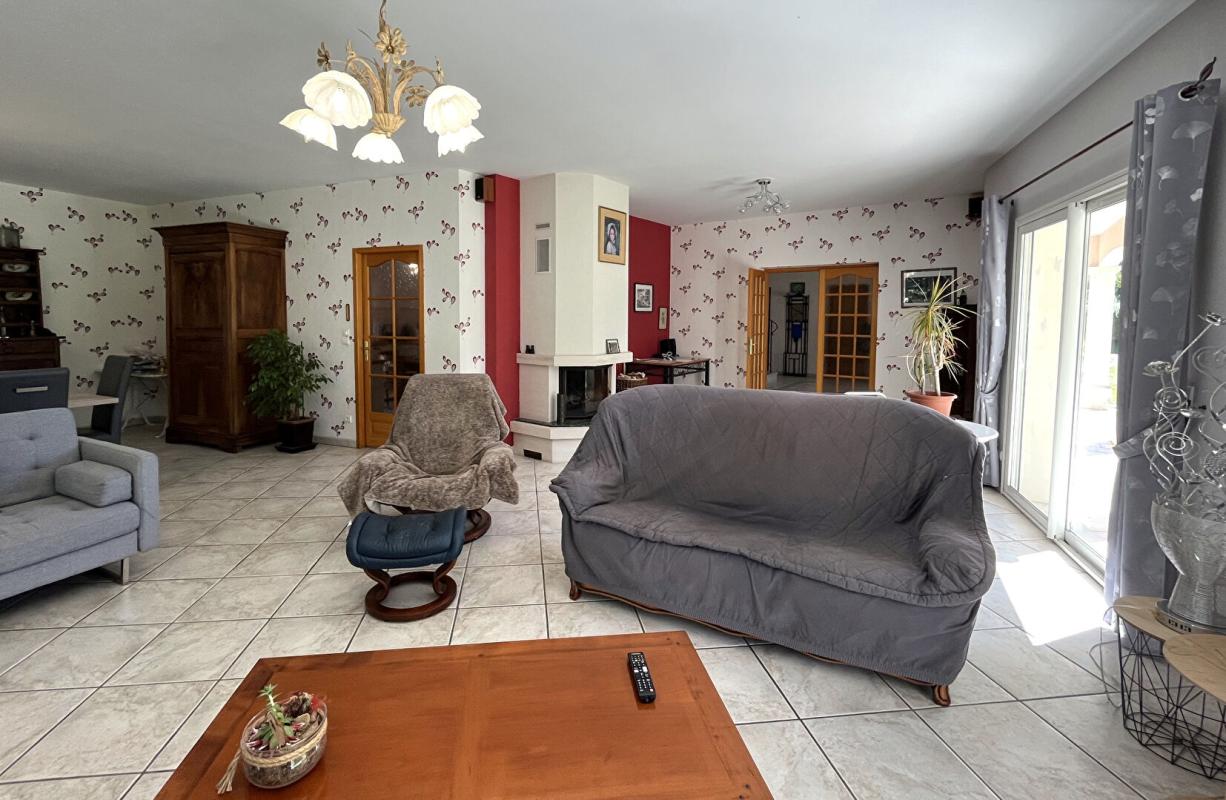 4 bedroom villa in Becheresse, Charente, France