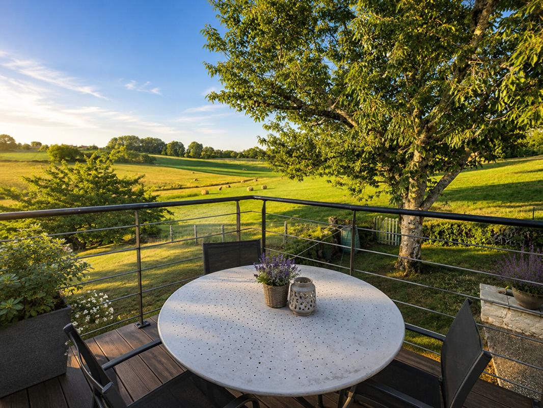 3 bedroom maison in Montmoreau, Charente, France