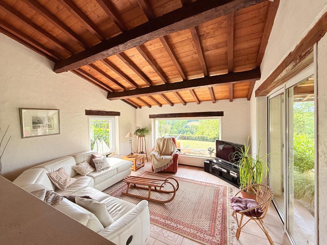 4 bedroom propriete in Montmoreau, Charente, France