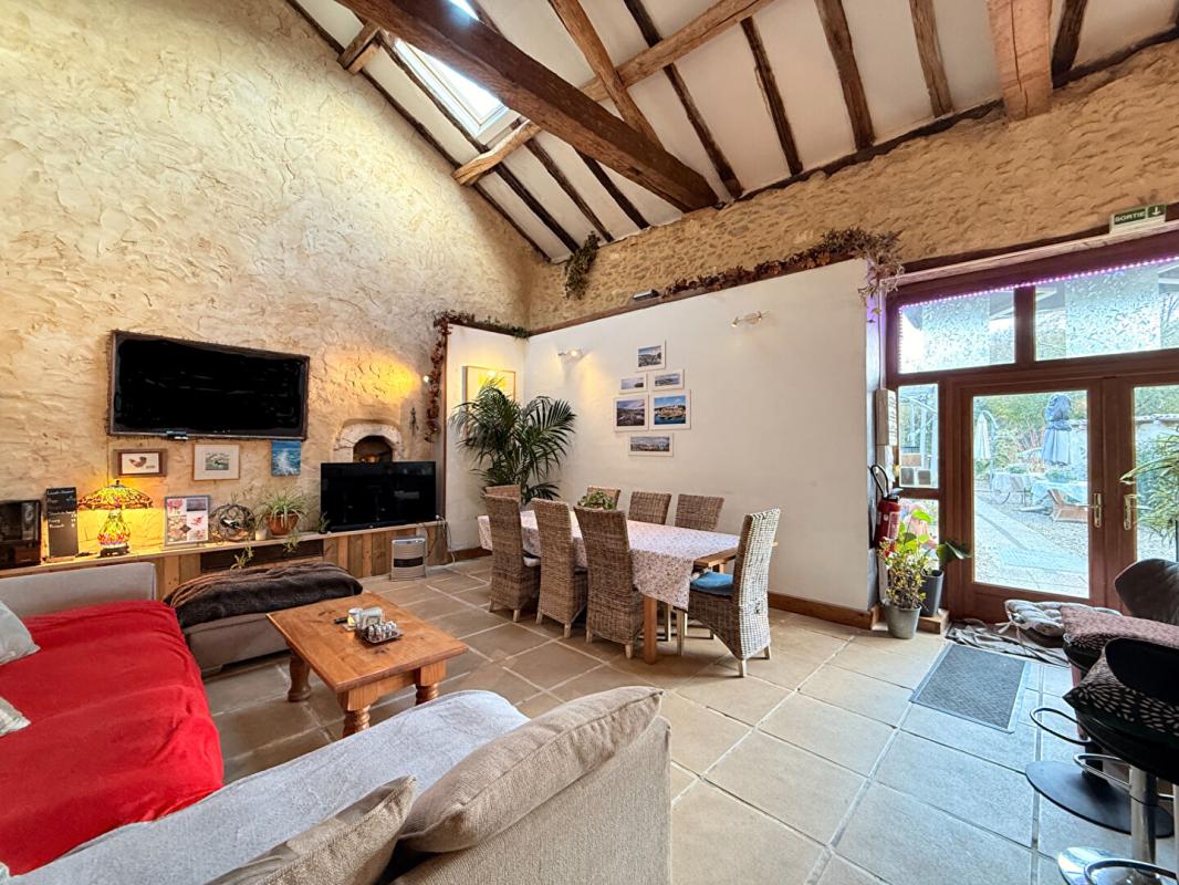 7 bedroom maison in Combiers, Charente, France