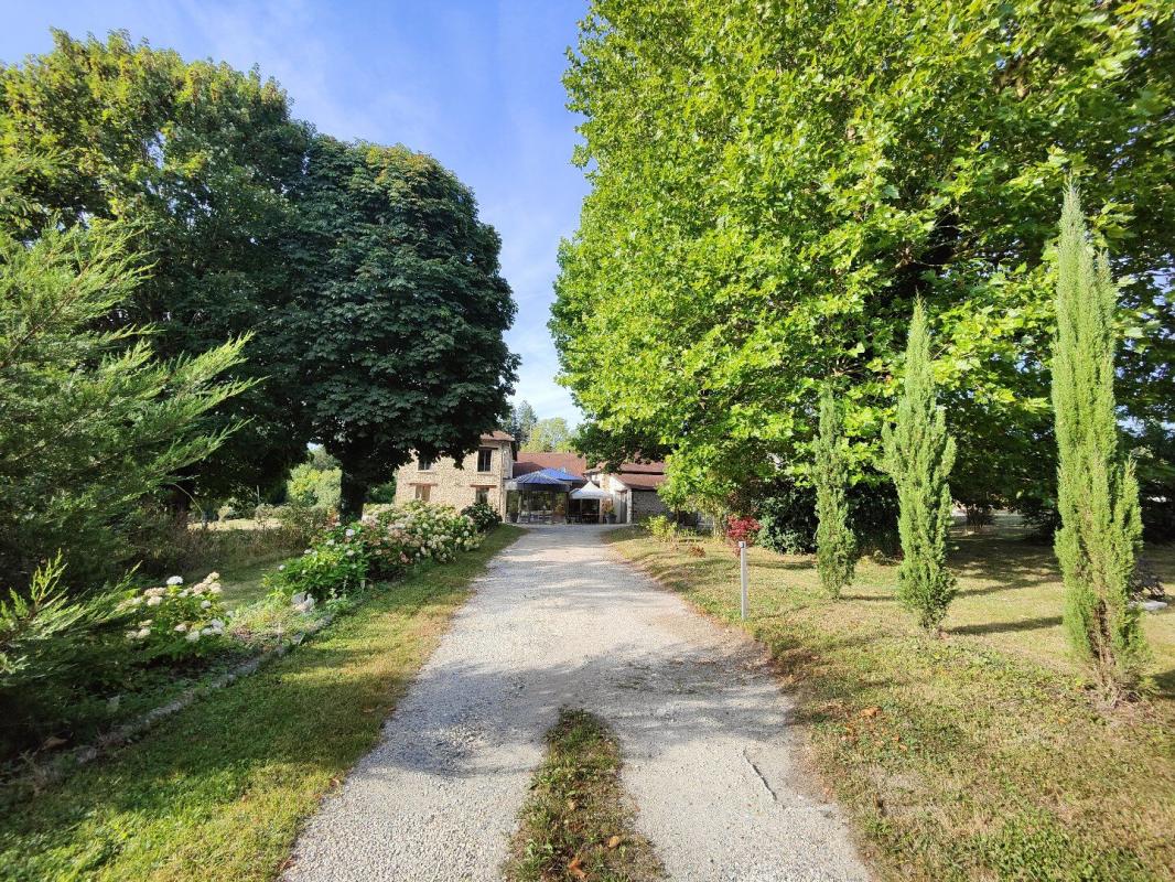 12 bedroom chateau in Senlisse, Yvelines, France