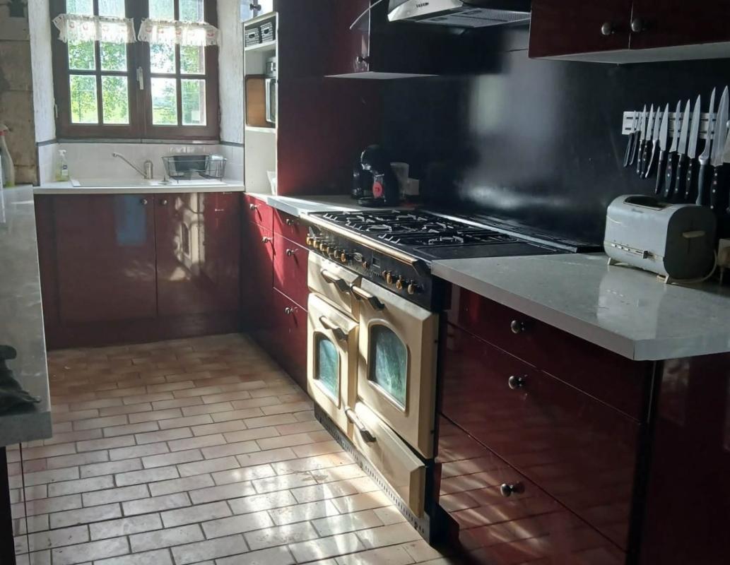 7 bedroom chateau in Chef Boutonne, Deux-Sèvres, France