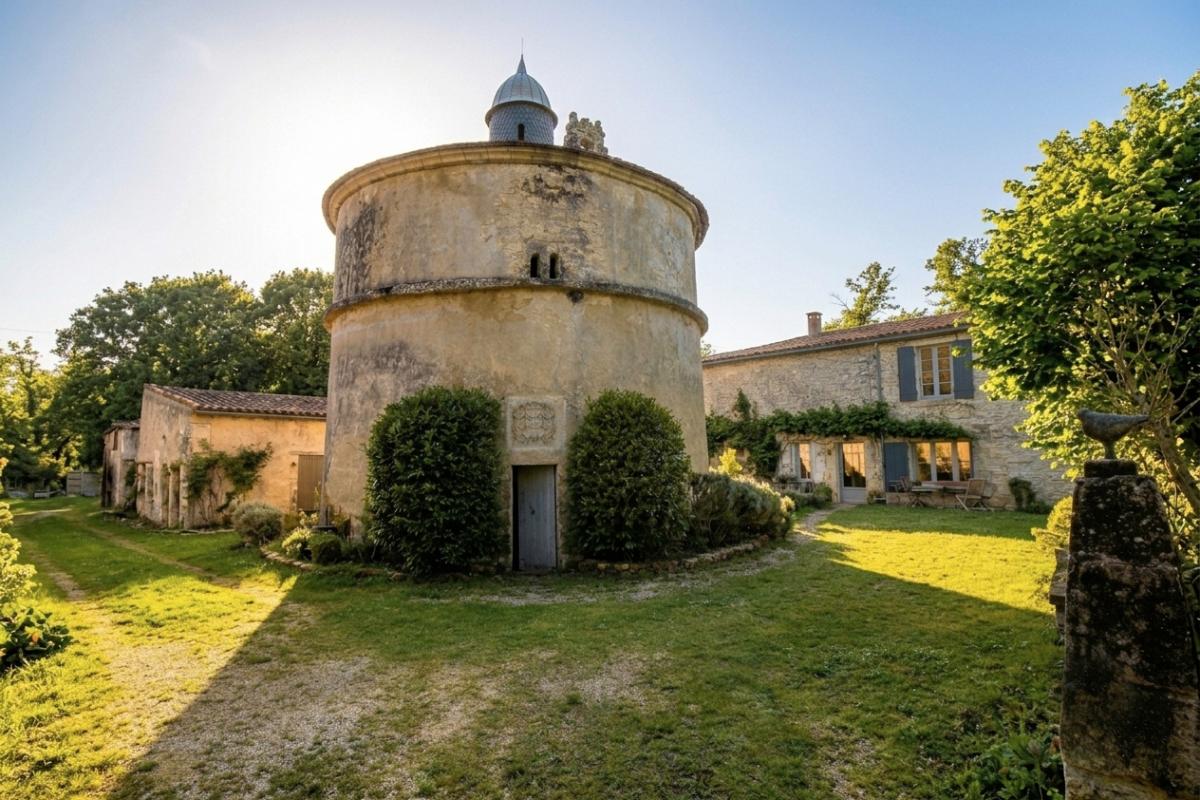 5 bedroom ferme in Mazeray, Charente-Maritime, France
