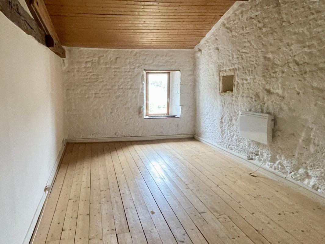 5 bedroom maison a renover in Saint Felix, Charente-Maritime, France