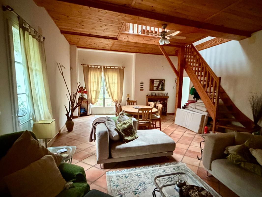 4 bedroom maison in Loubille, Deux-Sèvres, France