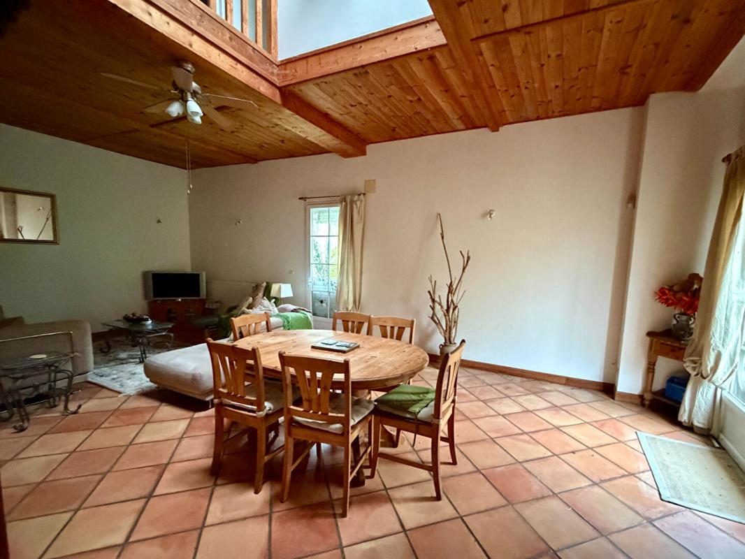 4 bedroom maison in Loubille, Deux-Sèvres, France