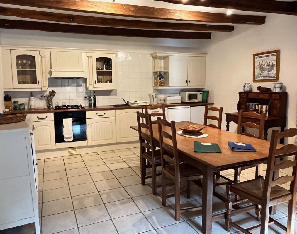 12 bedroom manoir in Vinax, Charente-Maritime, France