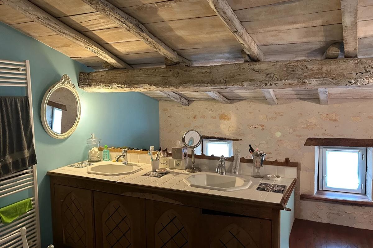 5 bedroom longere in Romegoux, Charente-Maritime, France