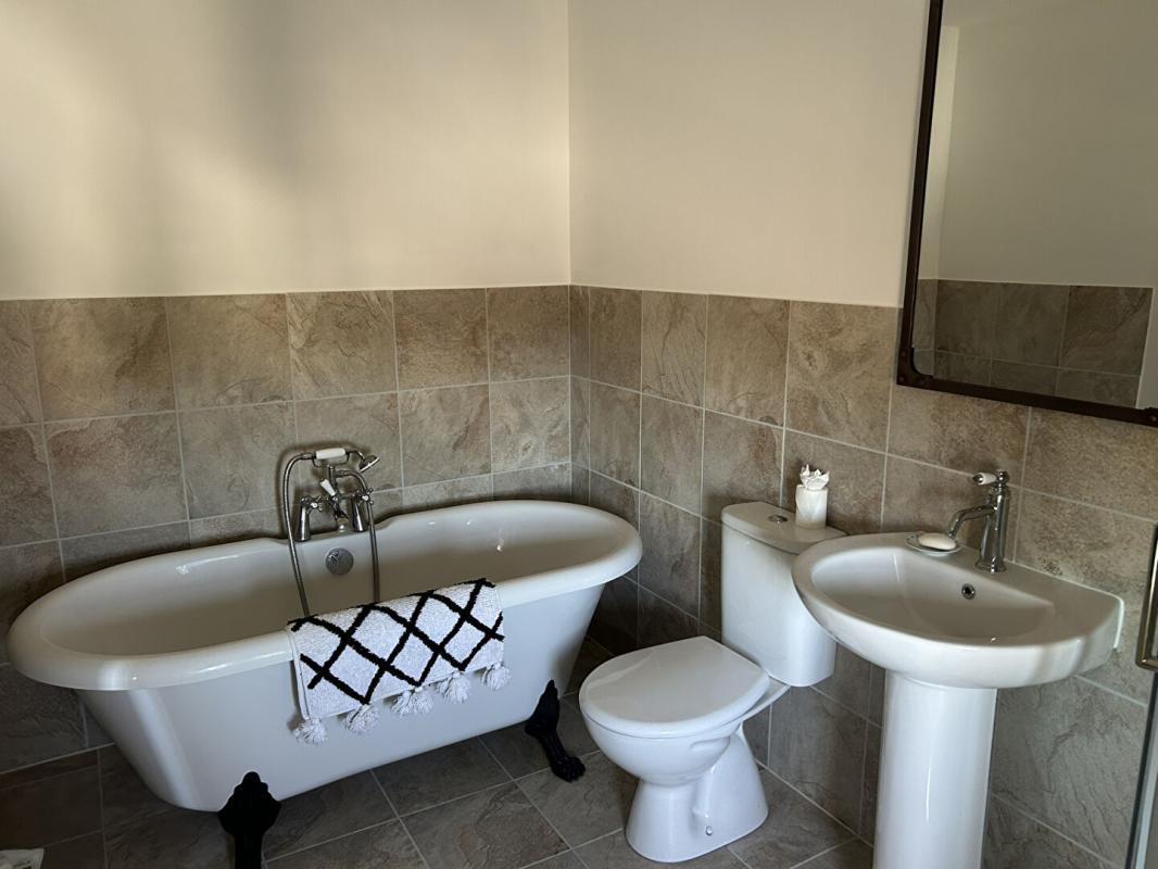 4 bedroom maison in Nere, Charente-Maritime, France