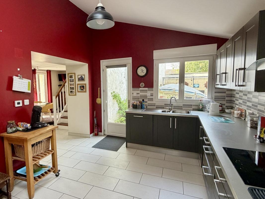 4 bedroom maison individuelle in St Mande Sur Bredoire, Charente-Maritime, France