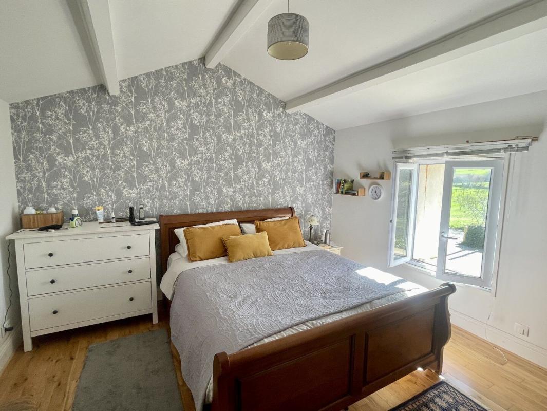 4 bedroom maison individuelle in St Mande Sur Bredoire, Charente-Maritime, France