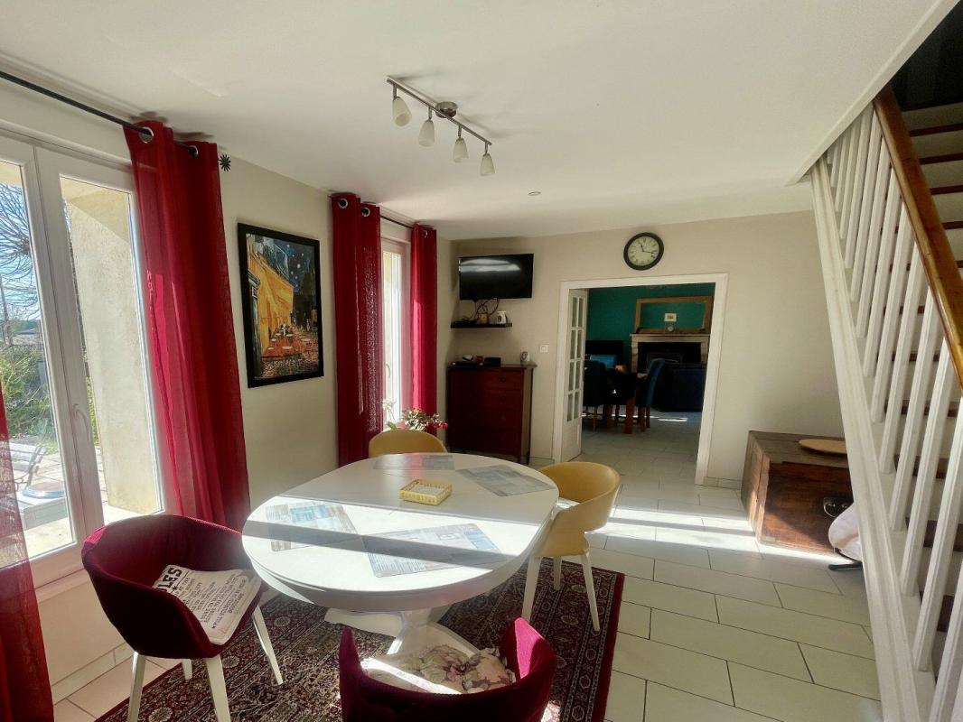 4 bedroom maison individuelle in St Mande Sur Bredoire, Charente-Maritime, France