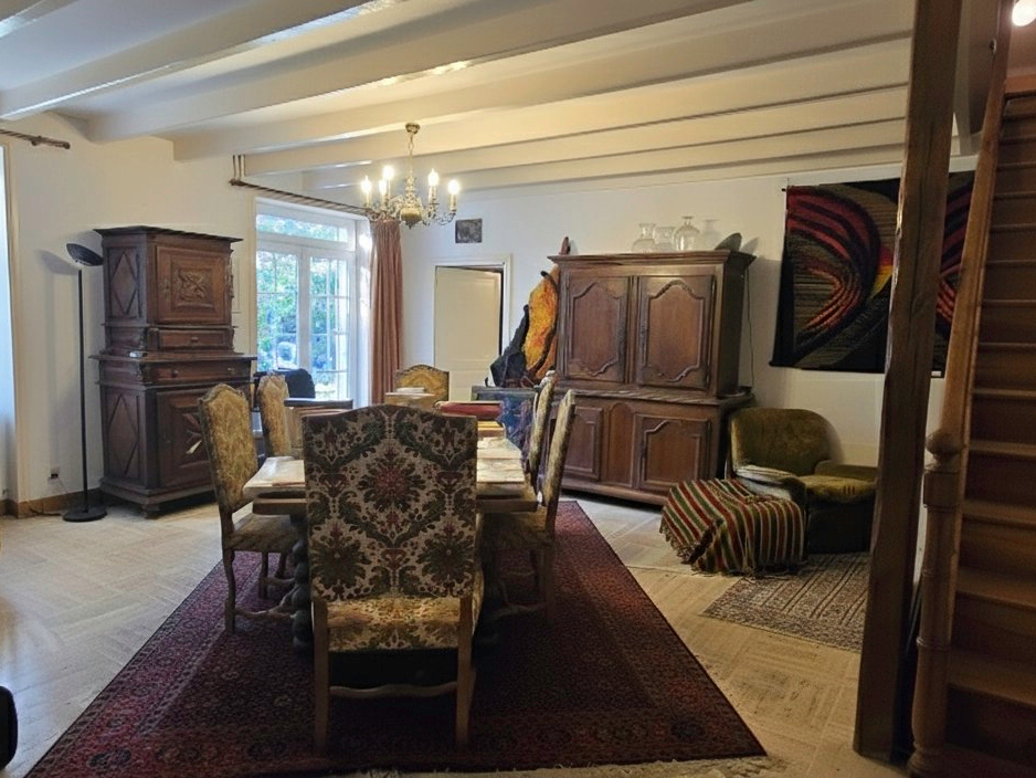 6 bedroom propriete in Saint Mard, Charente-Maritime, France