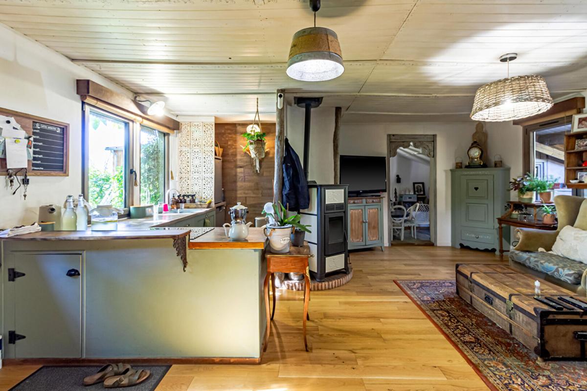 2 bedroom propriete in Juillac, Corrèze, France