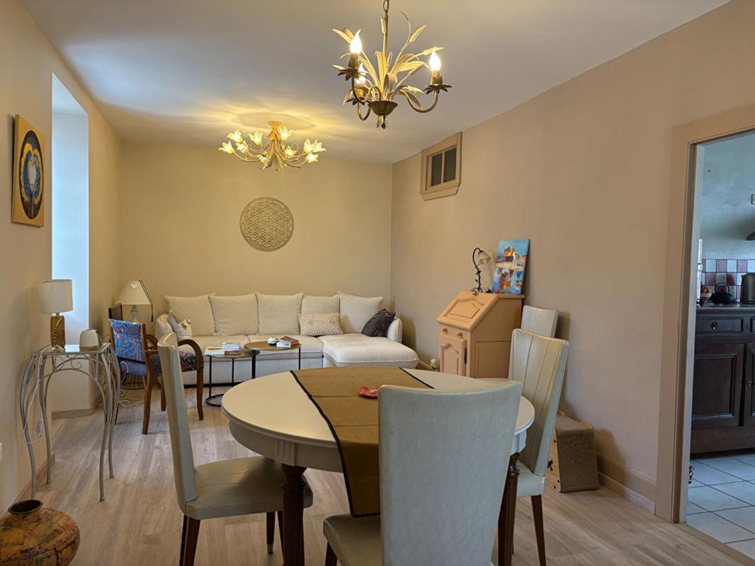 3 bedroom maison de village in Juillac, Corrèze, France