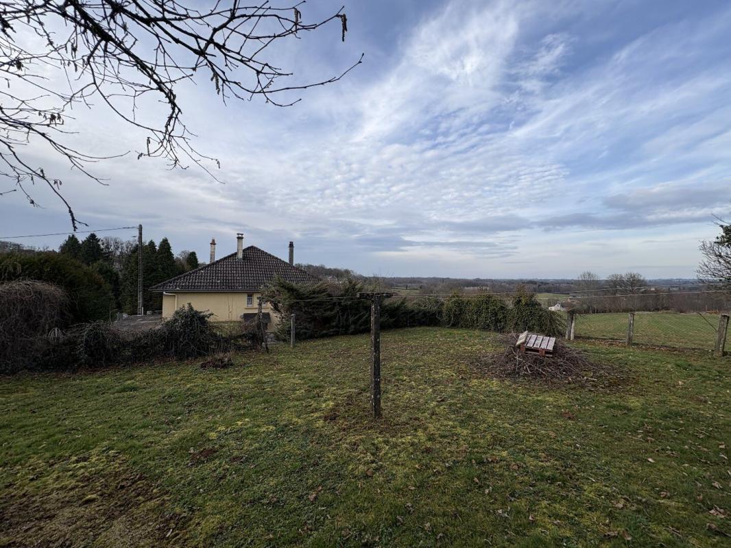 4 bedroom maison in Troche, Corrèze, France