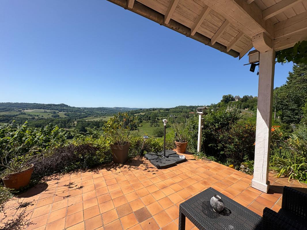2 bedroom maison in Saint Robert, Corrèze, France