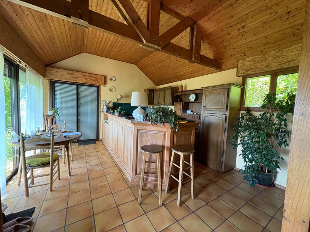 2 bedroom maison in Saint Robert, Corrèze, France
