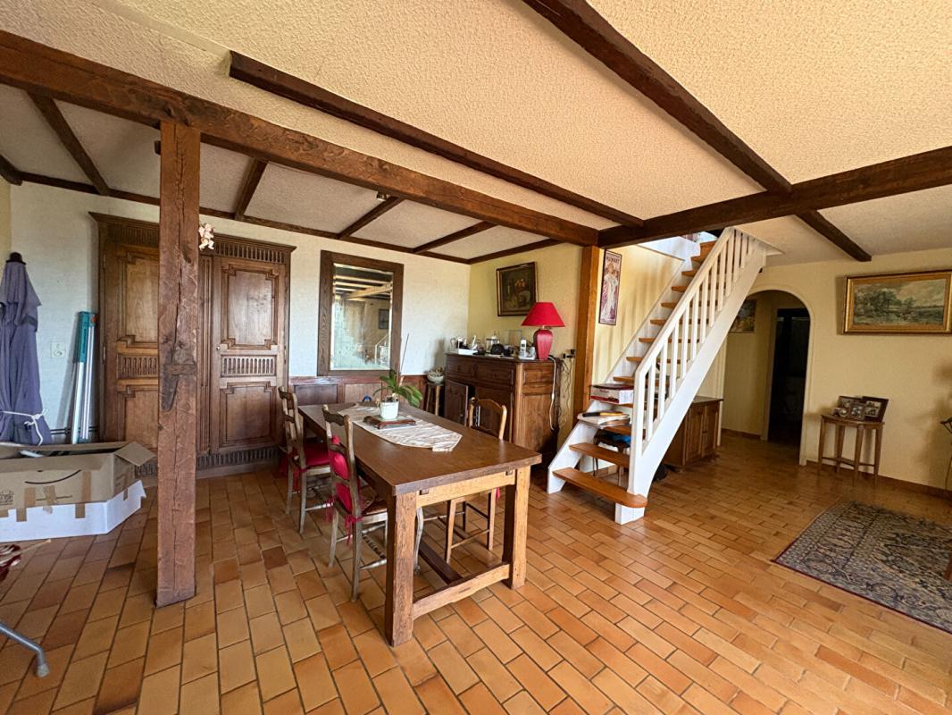 2 bedroom maison in Saint Robert, Corrèze, France