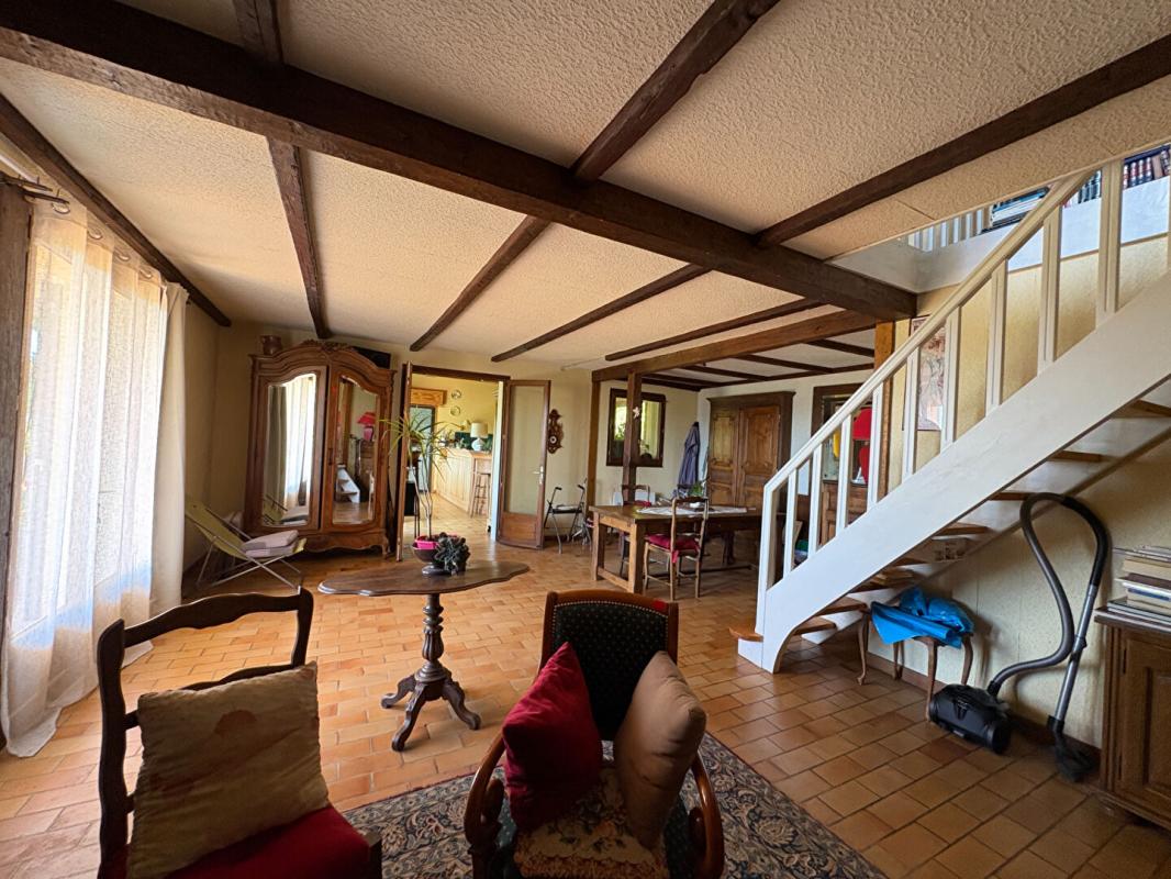 2 bedroom maison in Saint Robert, Corrèze, France