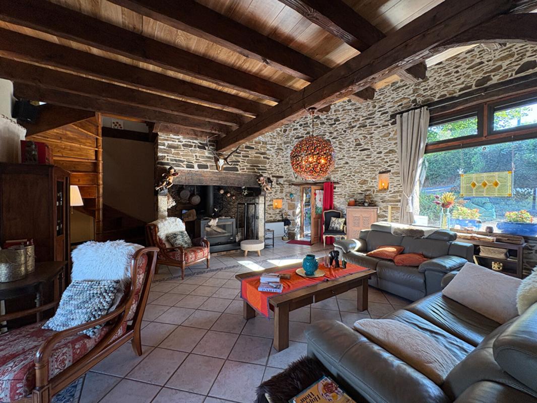 6 bedroom maison in Juillac, Corrèze, France